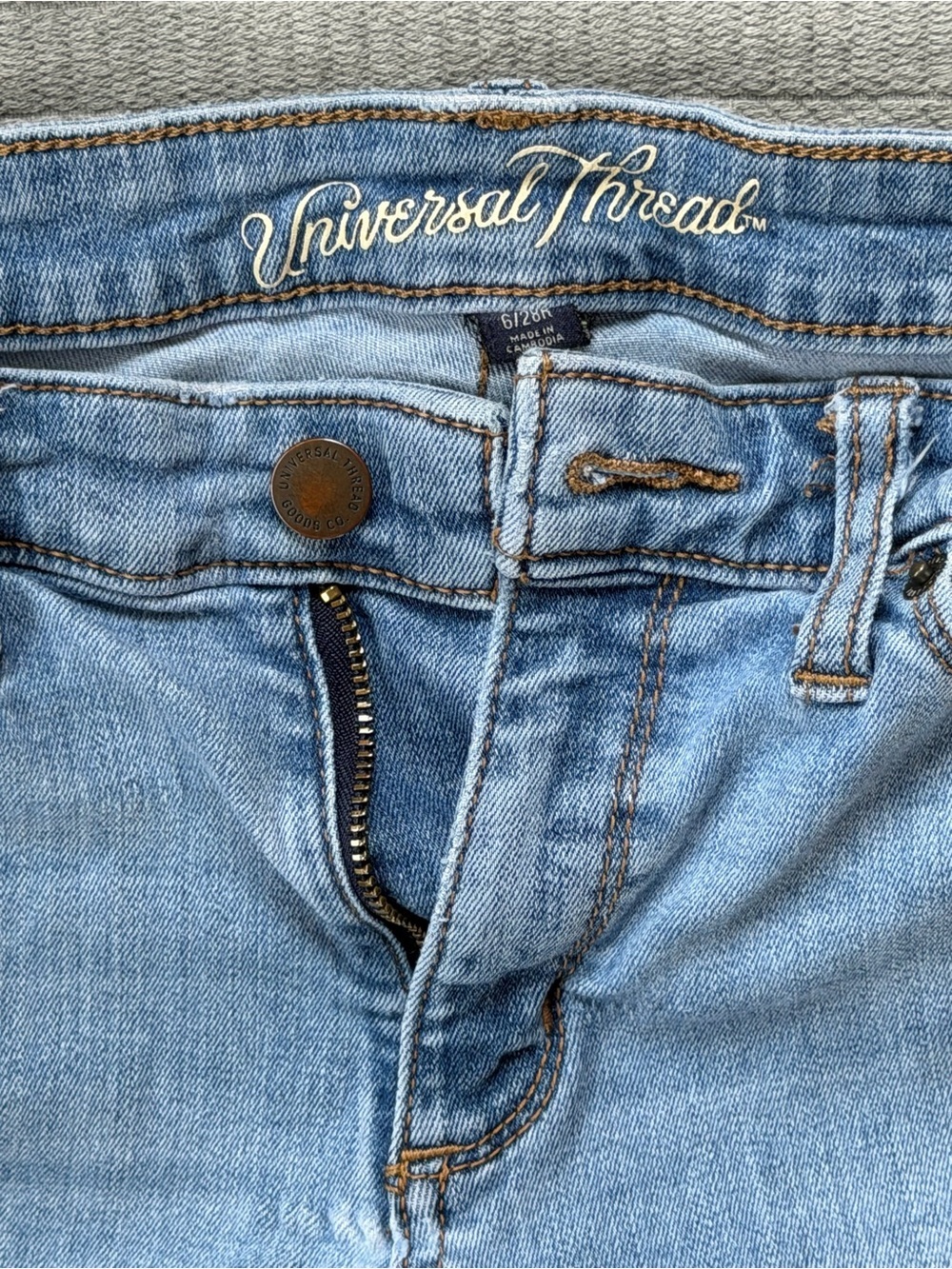 Universal Thread Light Blue Distressed Skinny Jeans - Picture 6 of 9